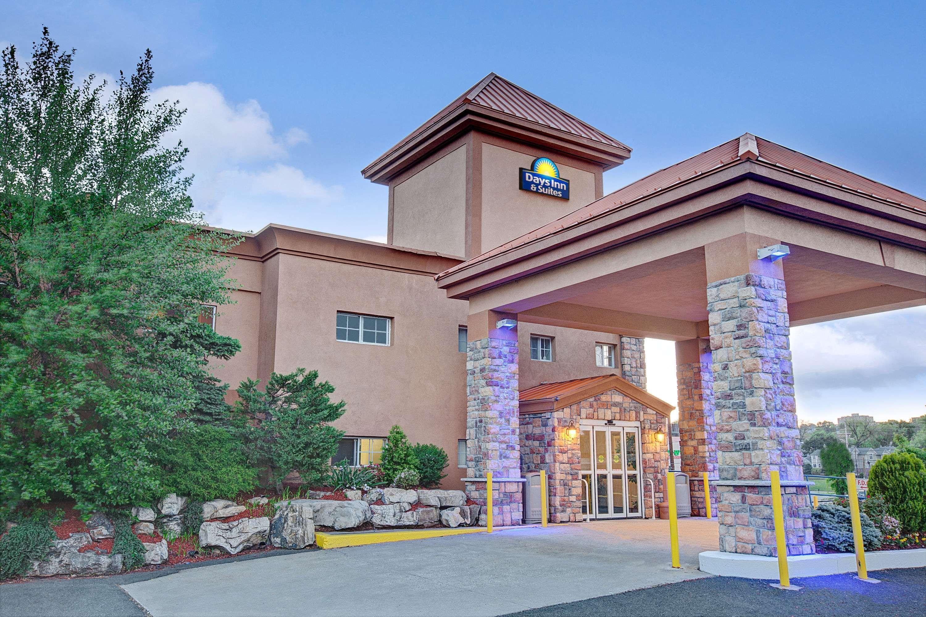 Days Inn By Wyndham Ridgefield Nj Екстер'єр фото